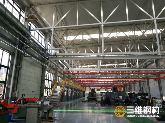 濟南邁克閥輕鋼結構廠房裝配車間內部圖示